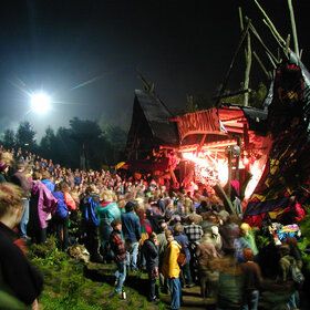 Bild: Folklorum - Die Turisedischen Festspiele
