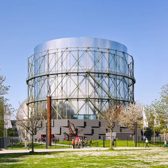 360° Gasometer