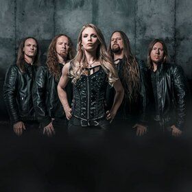 Bild: Leaves‘ Eyes