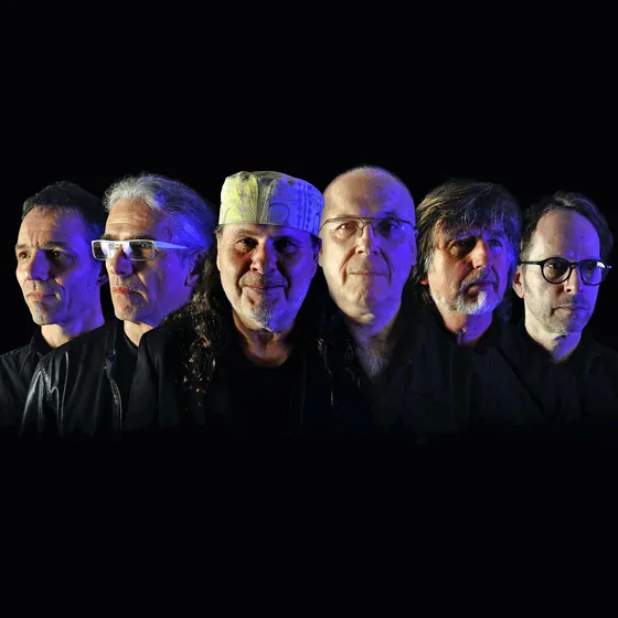 Bild: Poems on the Rocks