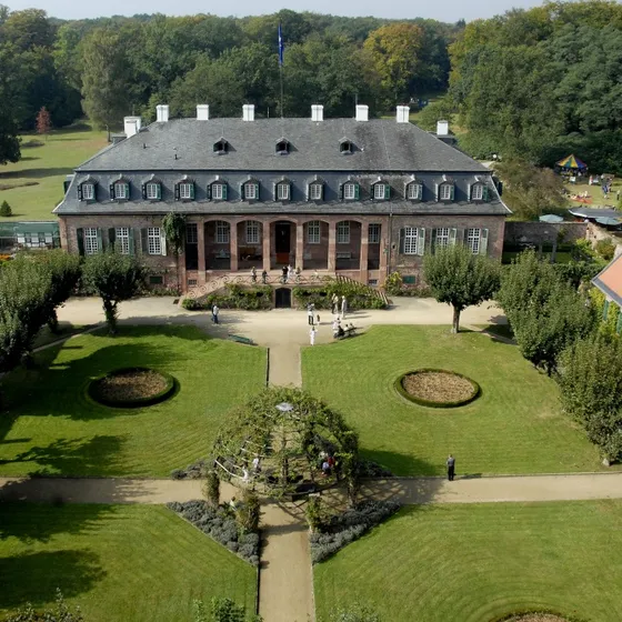 Schloss Wolfsgarten