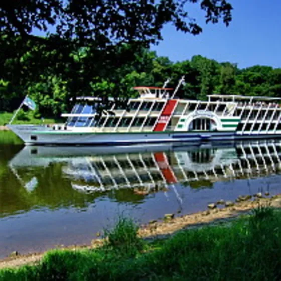 Salonschiff August der Starke