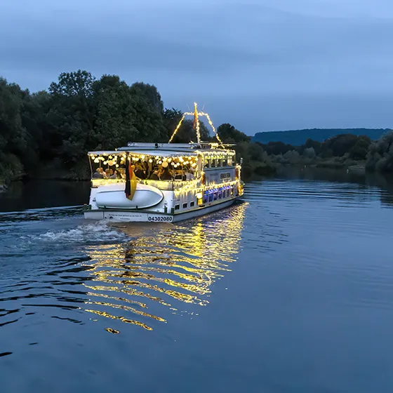 Bild: Besondere Schifffahrten und Ausflüge mit dem Schiff