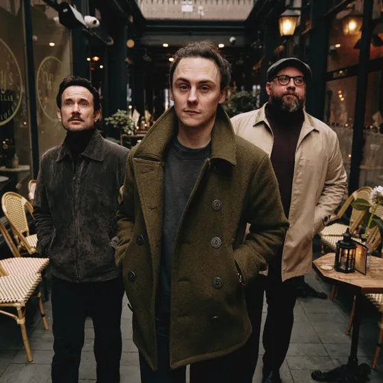 Bild: Cardinal Black