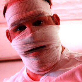 Bild: Leichenschmaus & Schwarze Katzen