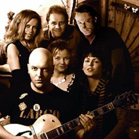 Bild: Root Mission - Festival Tour