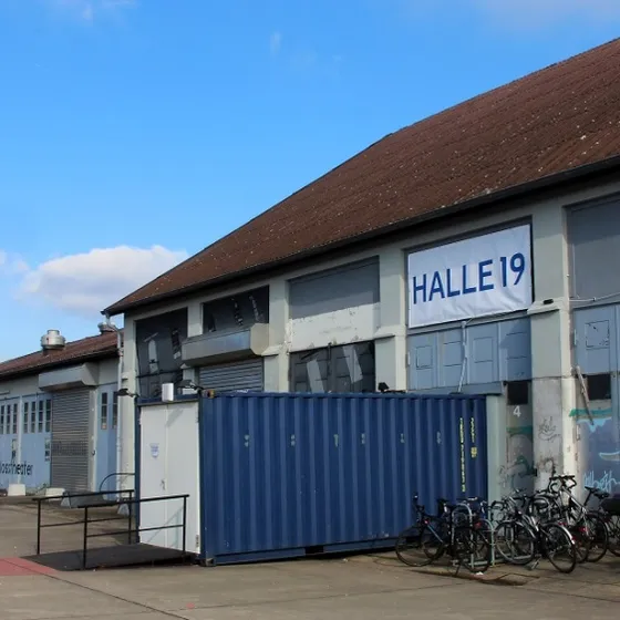 HALLE 19
