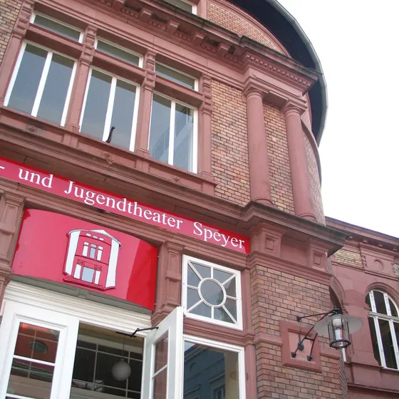 Alter Stadtsaal, Rathaushof