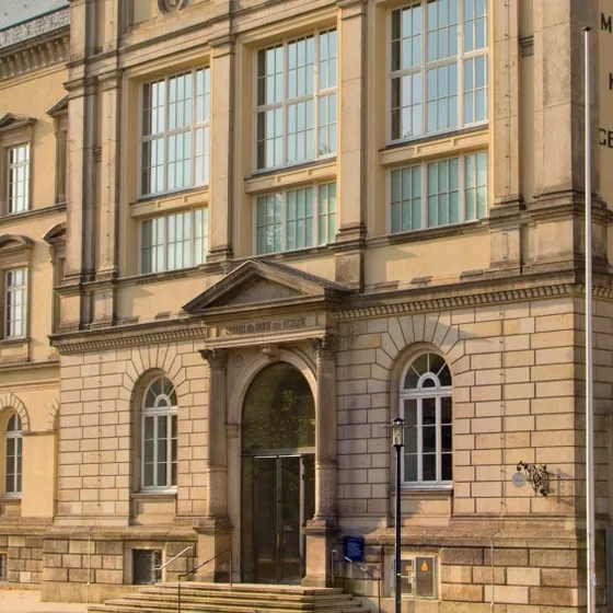 Museum für Kunst und Gewerbe (MKG)