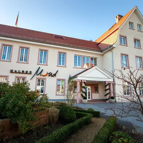 Hotel Halber Mond