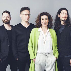 Bild: Adele Neuhauser & Edi Nulz
