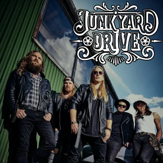 Bild: Junkyard Drive