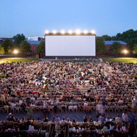 Image: Open Air Kino Nächte - Schloss Gottesaue