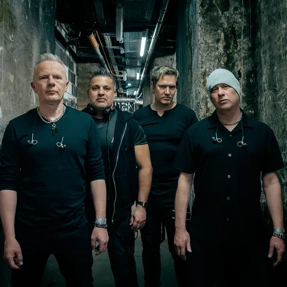 Bild: MESH - The Truth Doesn’t Matter