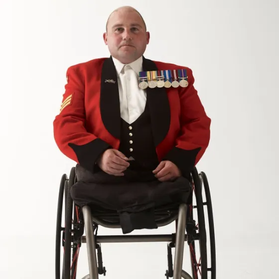 Bild: Bryan Adams: Wounded - The Legacy of War