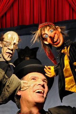 Bild: Freiburger Puppenbühne „Goethes Faust – die Puppenschau“