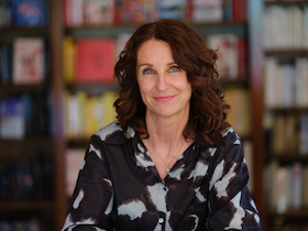 Bild: Lesung Anja Jonuleit: "Wo der Wind die Namen trägt" - ein aufrüttelnder Roman