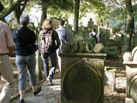 Führung zum und über den Jüdischen Friedhof
