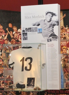 Führung durch das Club-Museum