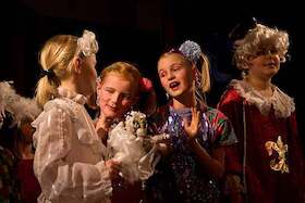 Die Schöne und das Biest - Mitspieltheater