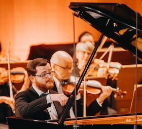 Earthquake – Tomasz Zajac, Klavier