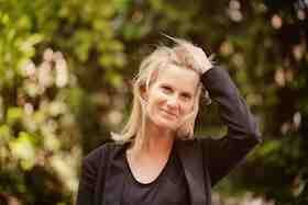 Bild: Kulturring, Musikkabarett mit Lucy van Kuhl