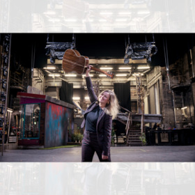 Bild: Fee Badenius - Ich bring mich ganz groß raus