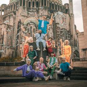 Bild: Knallblech - Brassband meets DJ - 10 Jahre, 10 Städte: Deutschland-Tour 2026