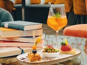 Bild: Häppchenweise Bücher genießen - Sommerseiten