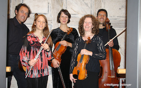 Visconti Plus - Kammermusik mit Querflöte, Streichern und Gitarre