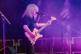 Bild: BARCLAY JAMES HARVEST feat. LES HOLROYD