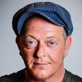 Bild: Gag & Breakfast - mit Michael Eller