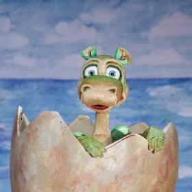 Bild: Urmel schlüpft aus dem Ei