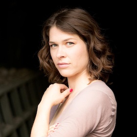 Bild: Er nahm von ihrem Munde noch einen heißen Kuss