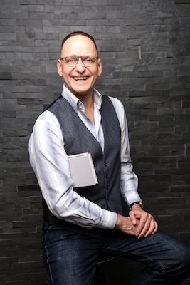 Bild: Frankfurter Bürgersalon: Das Leise im Lauten - Premiere der neuen Lesung von Jo van Nelsen zum 125. Geburtstag von Marie-Luise K