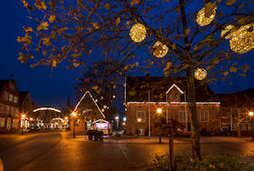 Weihnachtliche Stadtführung durch die historische Altstadt im Nordseebad Otterndorf