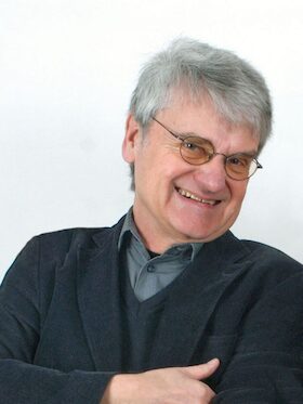 Bild: Lesung mit Bernd-Lutz Lange - Bernd-Lutz Lange liest aus "Freie Spitzen" und "Café Continental"