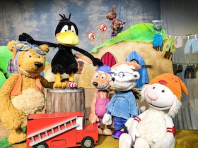 Bild: Der kleine Rabe Socke wird 30 und flattert nach Berlin!