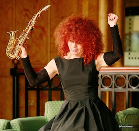 Bild: Tina Tandler Club 2026 - "Saxophon im Haus" mit Tina Tandler-AUSVERKAUFT