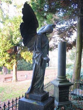 Bild: Der Alte Friedhof - 500 Jahre Stadt- und Kulturgeschichte