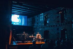 Bild: Stummfilm mit live Improvisation   (B12)