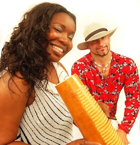 Bild: Karibische Nächte - Salsa- & Latin-Tanzparty mit Mayelis & Gabriela & DJ Pelao