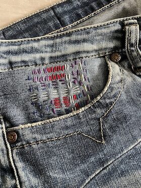 Bild: Workshop: "Stich für Stich" - Kreativ Reparieren von Textilien mit Birgit Paschke