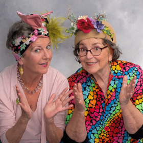 Bild: In Würde albern - mit Alice Hoffmann & Bettina Koch