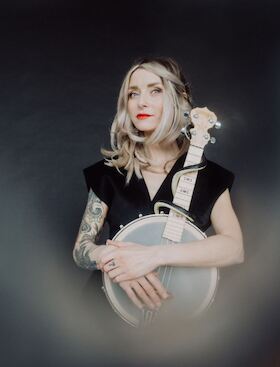 Bild: Sarah Lesch - Poesie & Widerstand Tour 2026