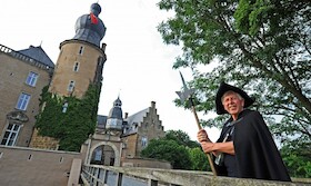 Bild: Rundgang mit dem Burgkastellan