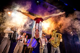 Bild: Hamburger Hafenvarieté