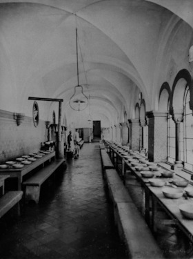 Bild: Kölsch-Sprachkurs "Die Abtei zur Zeit der Arbeitsanstalt"