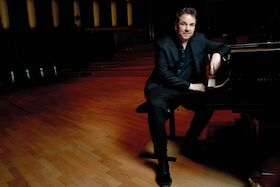 Bild: Florian Weber Solo (piano)