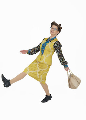 Bild: Frieda Braun - Auf ganzer Linie